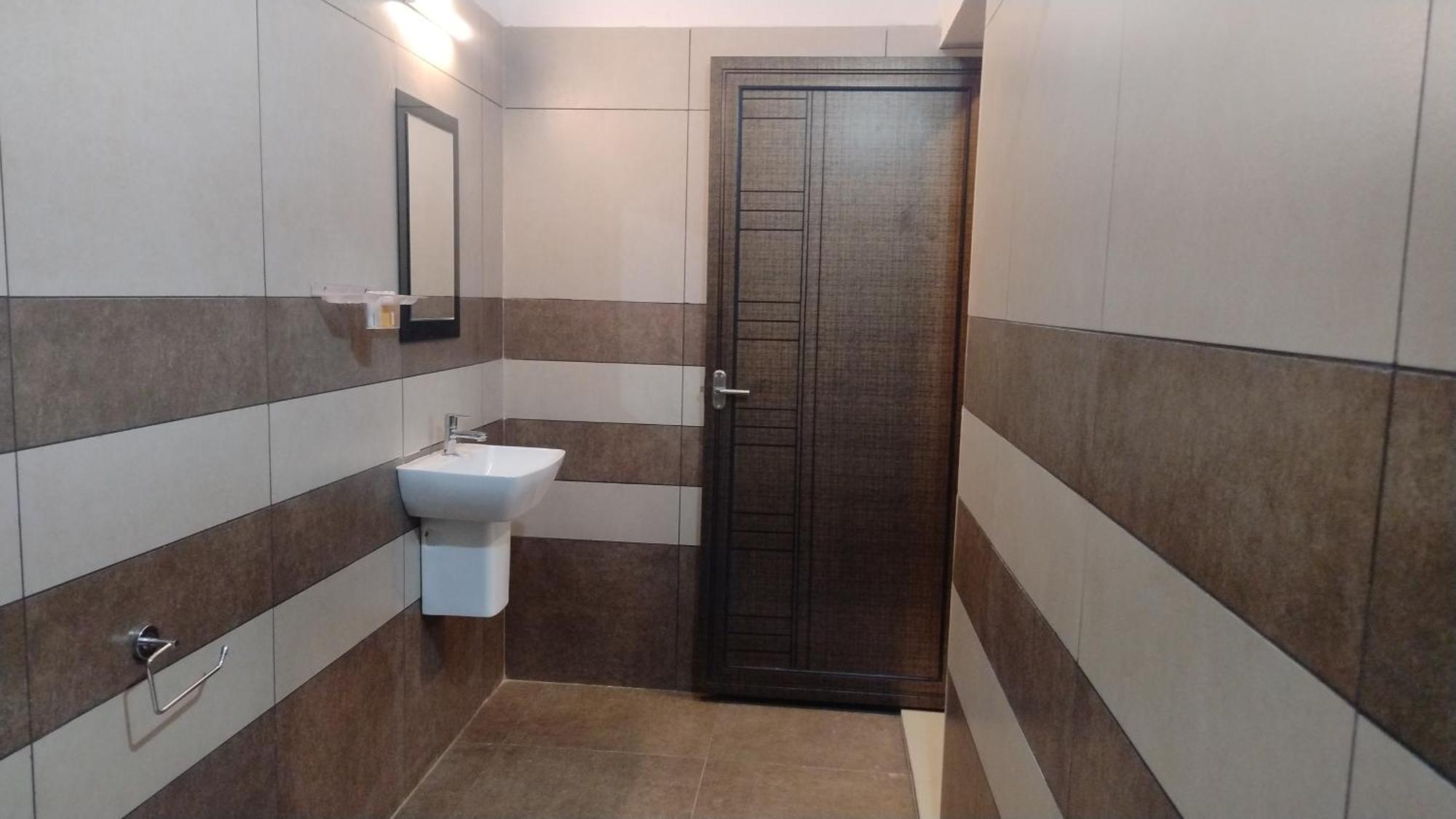 Gateway Airport Hotel Каннур Экстерьер фото